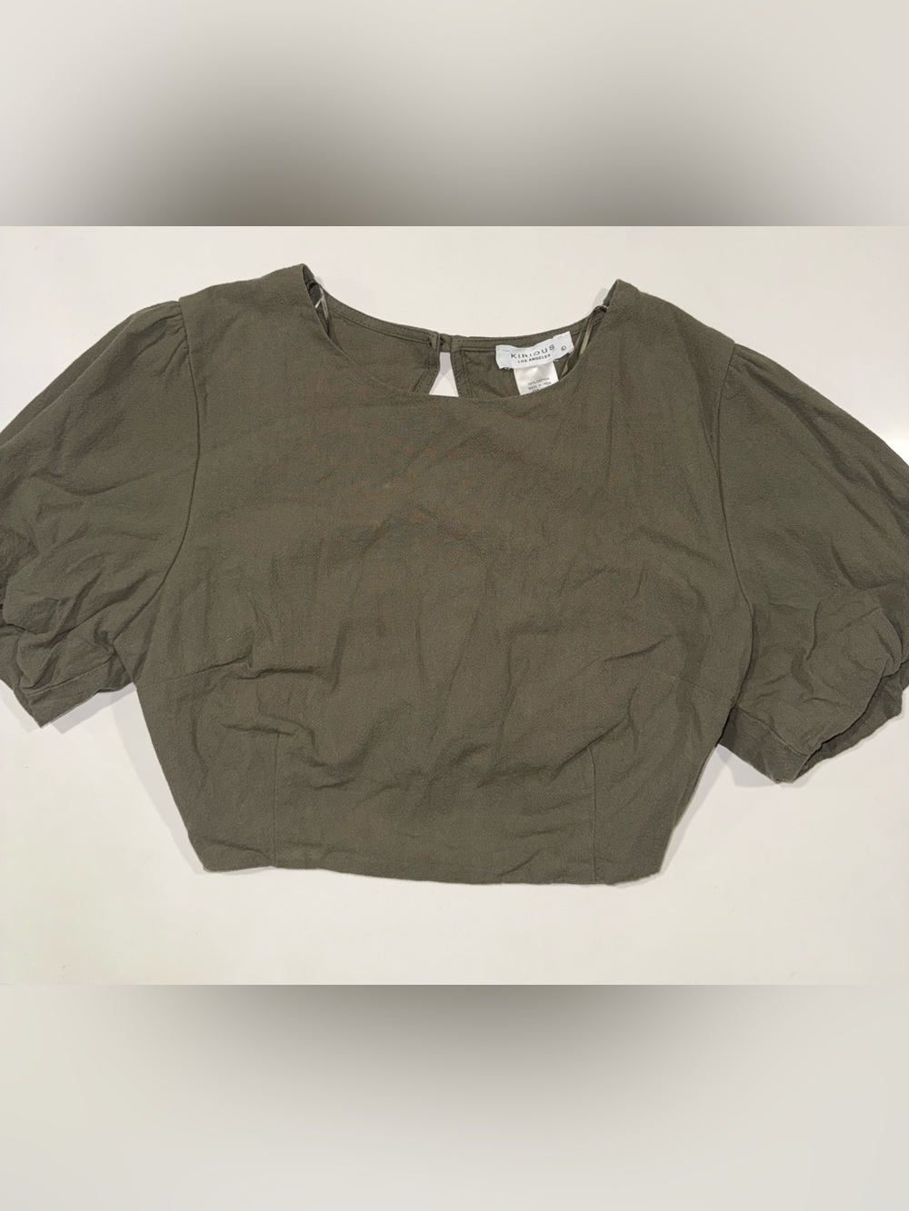Short-Sleeve Puff Crop Blouse in Olive